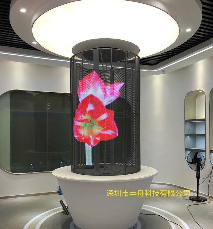 廣州圓柱體LED透明屏直徑1米